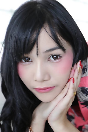 19 year old Thai ladyboy blowjob and facial from white cock