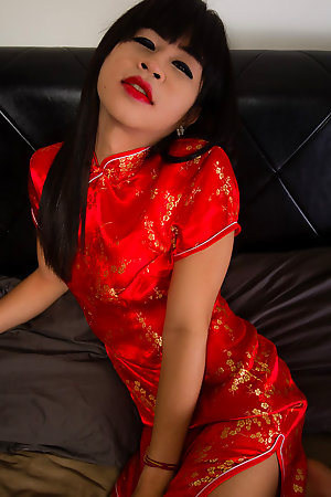 Minddeer is tiny 19 year old ladyboy. Her body is all natural, she has sexy cock that got hard when she started to apply make-up.
